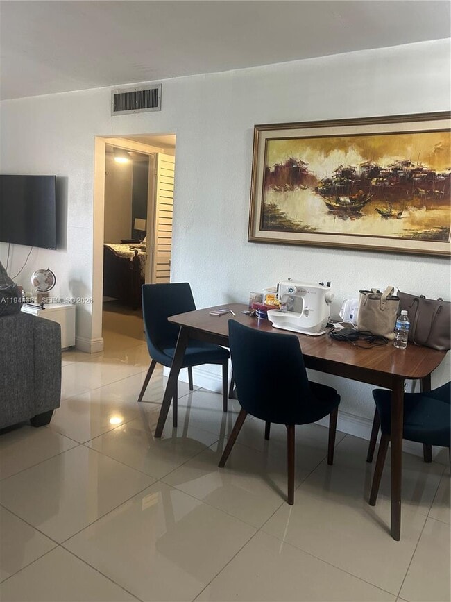 Foto del edificio - 6130 W 19th Ave