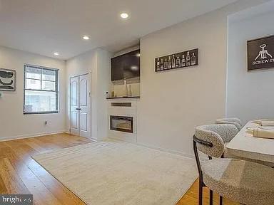 Foto del edificio - 913 S Yewdall St