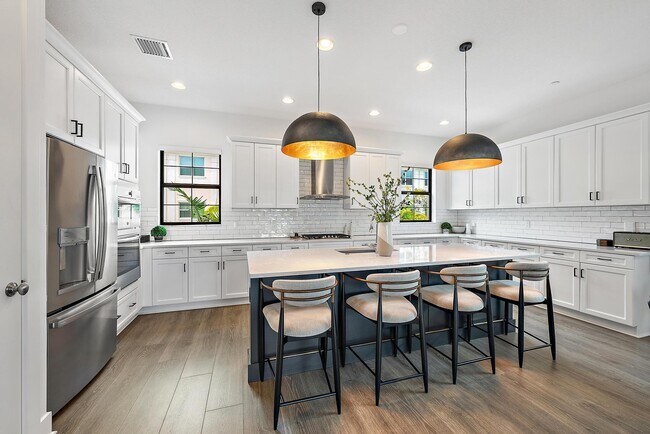 Building Photo - 5157 Beckman Ter