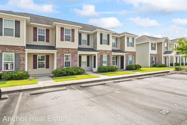 Foto del edificio - 2 br, 2.5 bath House - 215 Glen Cannon Drive