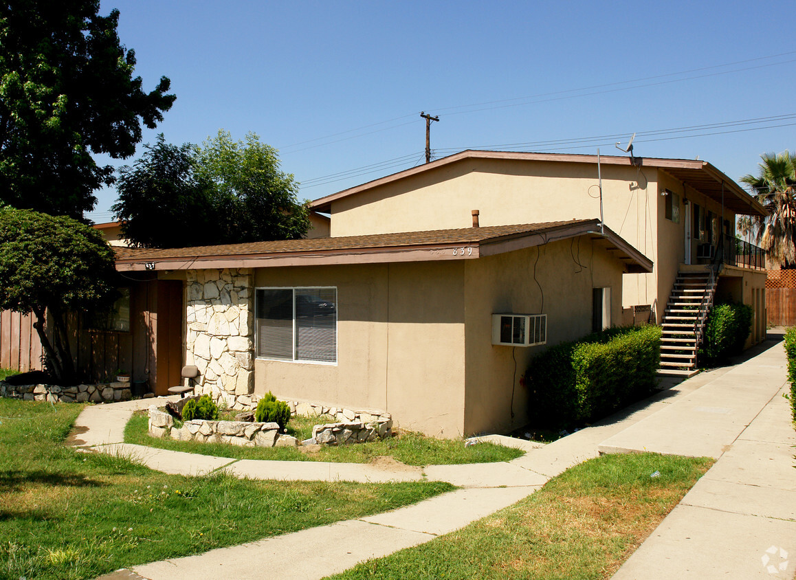 Primary Photo - 839 N Vineyard Ave