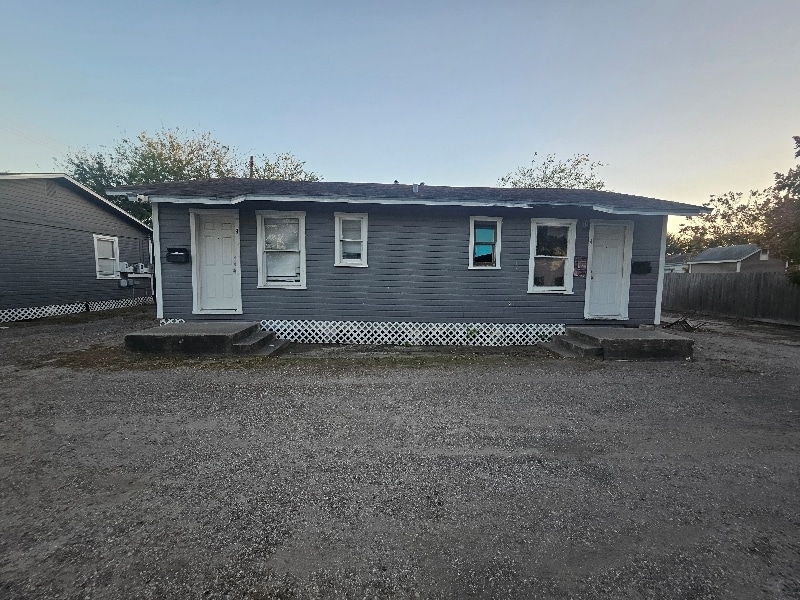 Foto del edificio - 821 S Alameda St