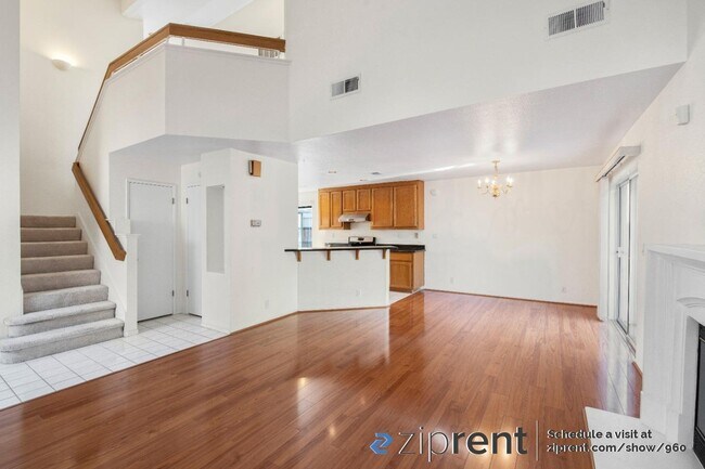 Building Photo - 236 Pacifica Way