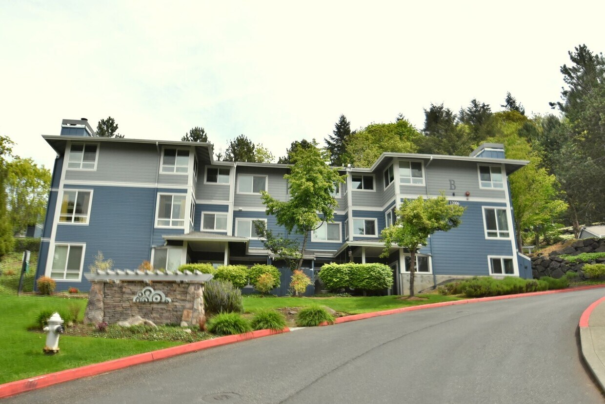 Foto principal - 2bd/2ba Bothell Condo