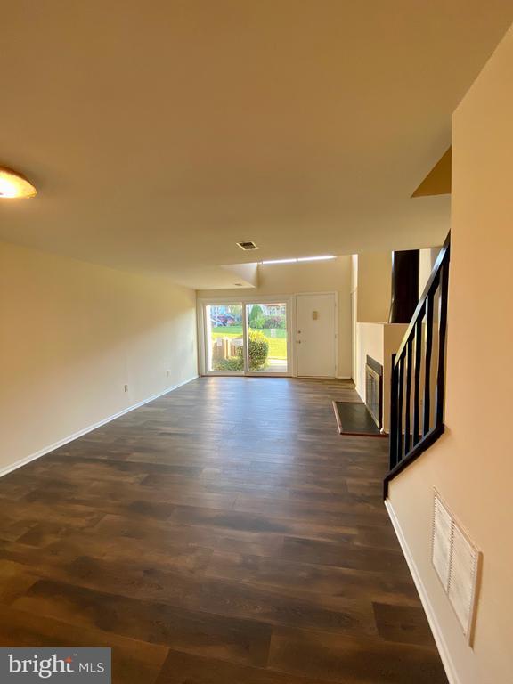 Building Photo - 1060 Norwood Ct