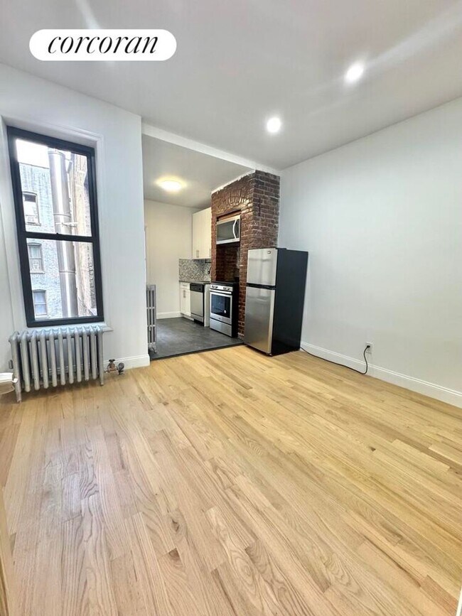 Foto del edificio - 509 E 81st St