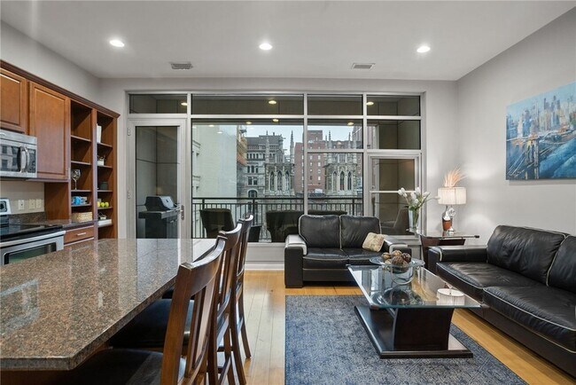 Foto del edificio - 301 Fifth Ave