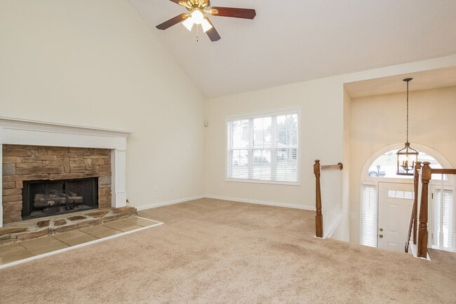 Foto del edificio - 19 Eagle Point Ct