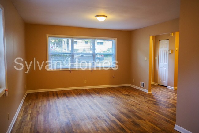 Building Photo - 316 Argus Cir NW