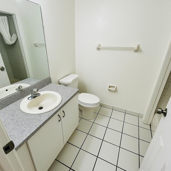 Foto del edificio - 13711 Yarmouth Ct