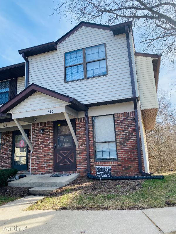 Foto principal - 4 br, 2.5 bath Townhome - 520 E Graham Place