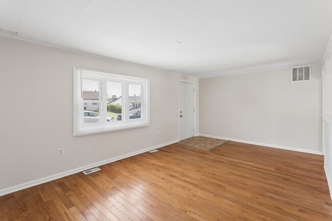 Building Photo - 30 Girard Ave