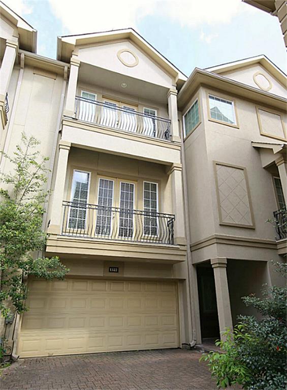 Building Photo - 1322 Birdsall St