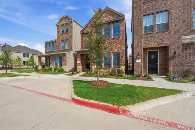 Foto del edificio - 4532 Community Ct