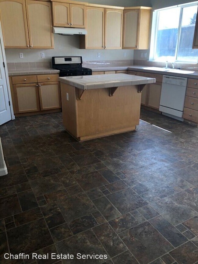 Foto del edificio - 3 br, 2 bath House - 279 Fallen Leaf