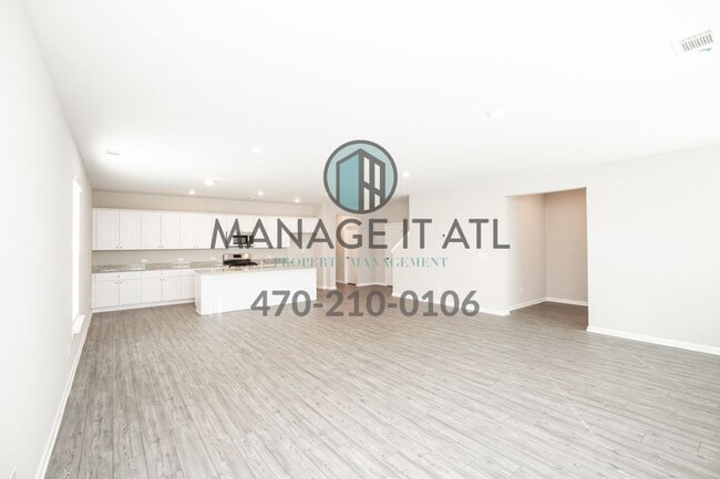 Photo - Beautiful 4 Bedroom house in Mill Creek Hi...