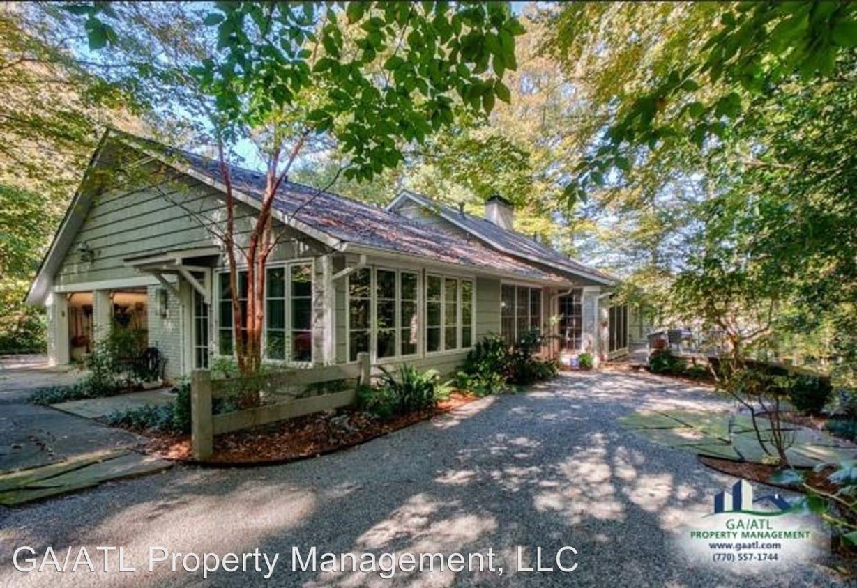 Primary Photo - 5 br, 3.5 bath House - 3699 Castlegate Drive