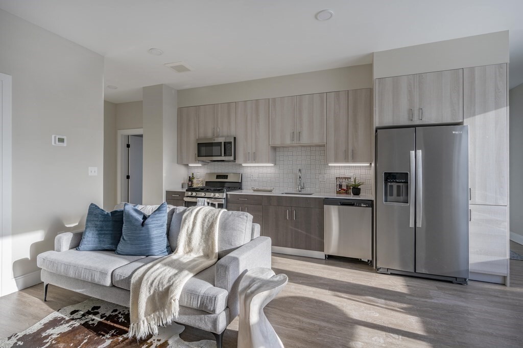 Foto principal - 315 Chelsea St