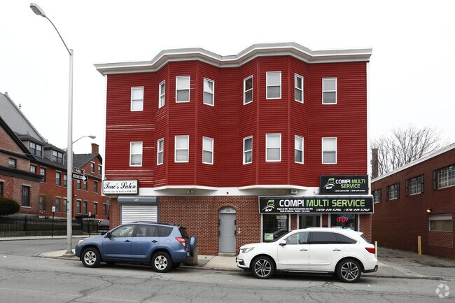 Foto del edificio - 707-713 Merrimack St
