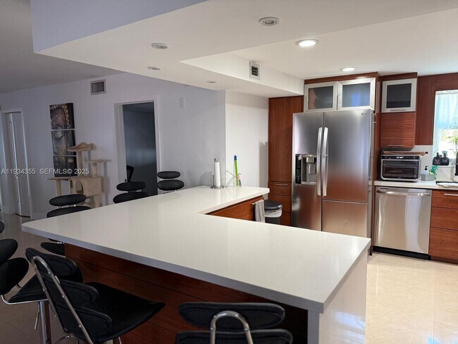 Foto del edificio - 2430 SW 22nd Terrace