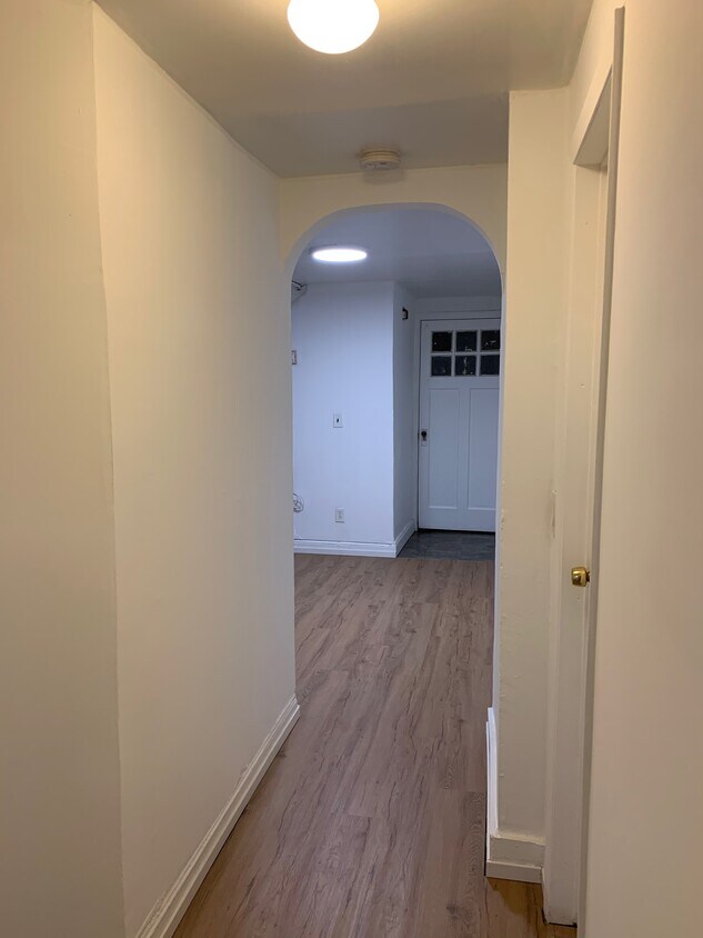 Building Photo - 2515 36th Ave