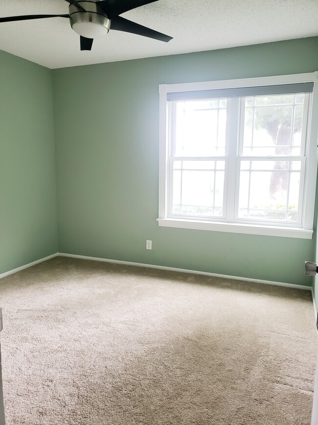 Photo - 1070 Awawamalu St Townhome