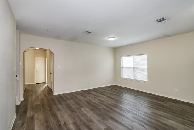 Building Photo - 2723 Durham Chase Ln