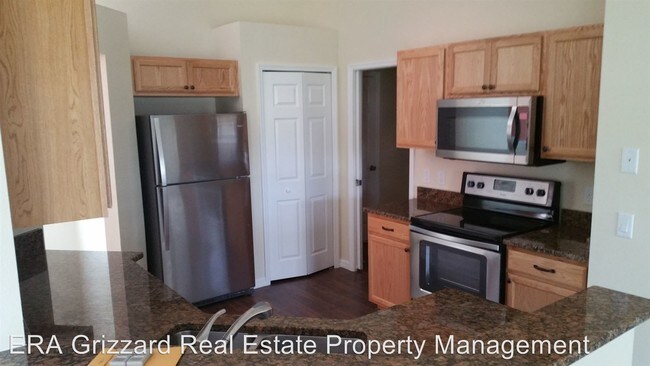 Building Photo - 12623 Pine Island Dr