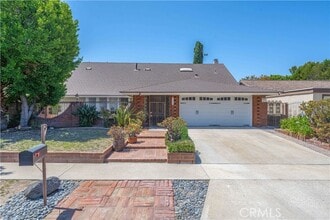 Building Photo - 5212 Chablis Cir