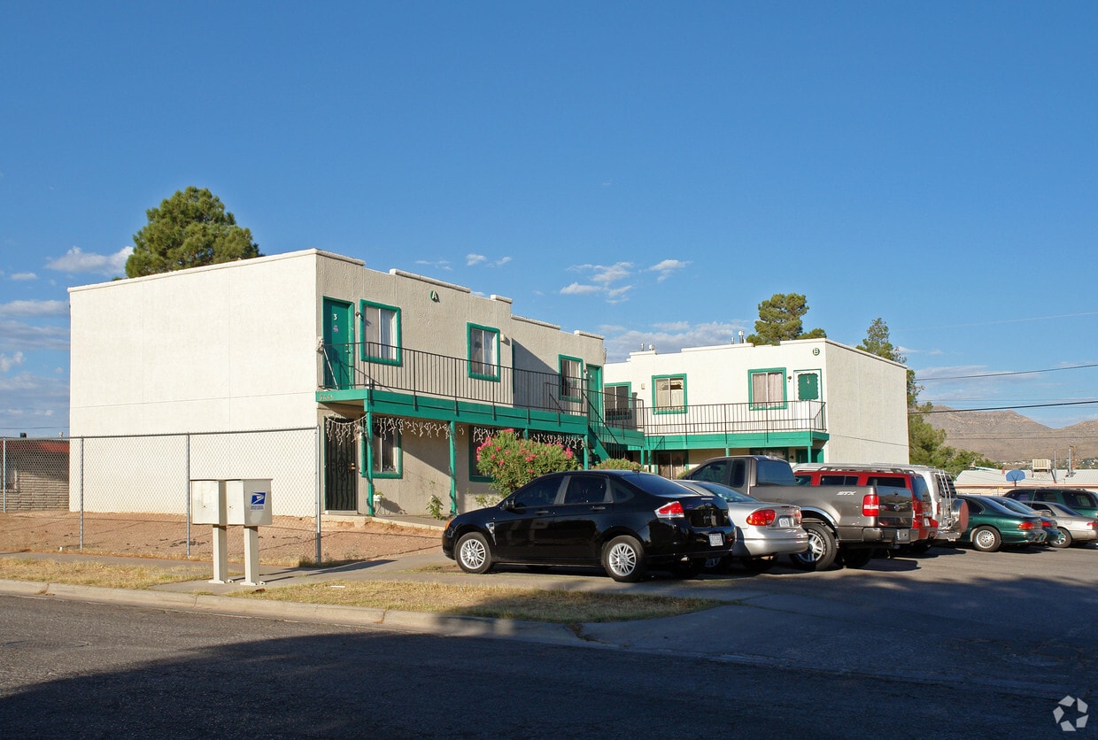 Building Photo - 8449 Statler St
