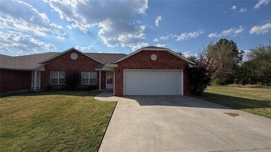 Building Photo - 2338 Bent Tree Rd