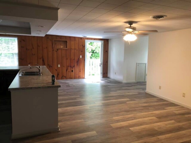living room - 903 Morgantown Rd