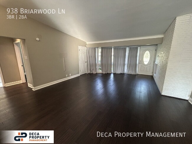 Building Photo - 938 Briarwood Ln