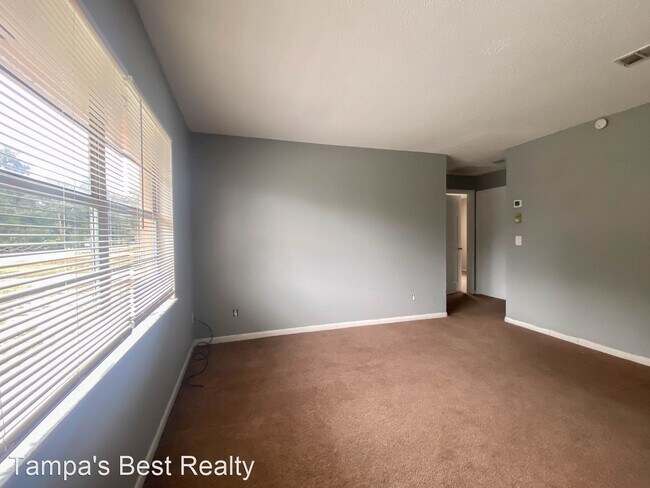 Foto del edificio - 3 br, 1 bath House - 4105 Timberlake Rd W
