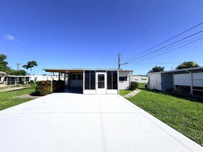 Building Photo - 139 Gaslight Ave