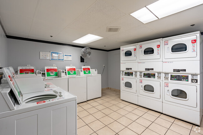 Laundry Room - Kingsley Grand Apartments