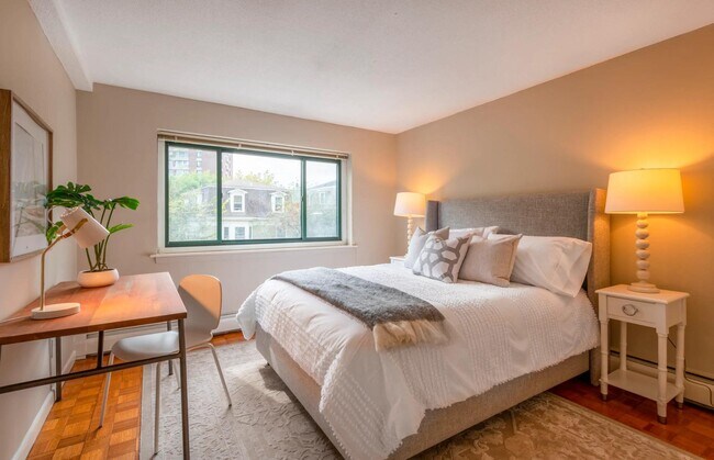 Foto del edificio - 376 Harvard St