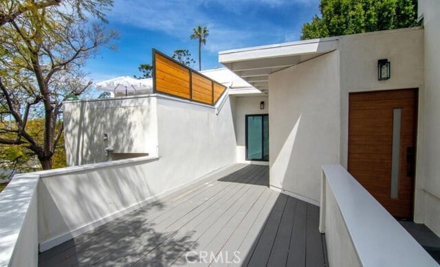 Primary Photo - 1426 Elevado St