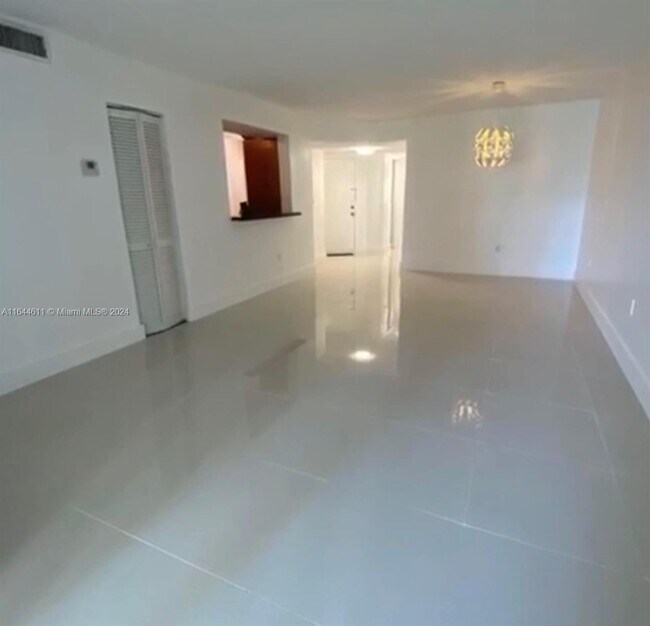 Foto del edificio - 4641 NW 97th Ct