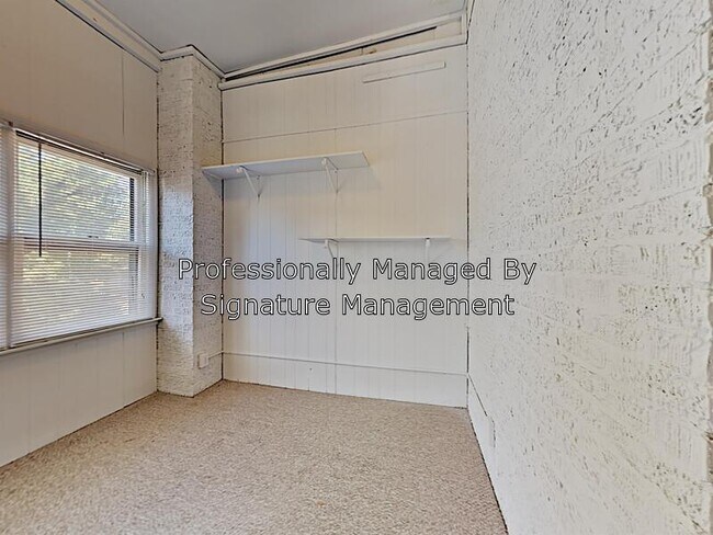 Building Photo - 2111 Eastern Pkwy