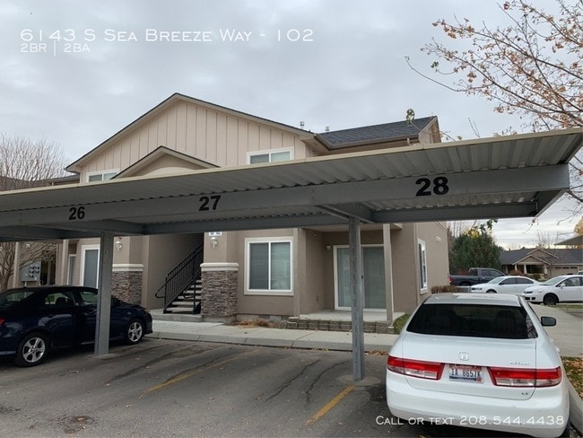 Building Photo - 6143 S Sea Breeze Way 102, December Free
