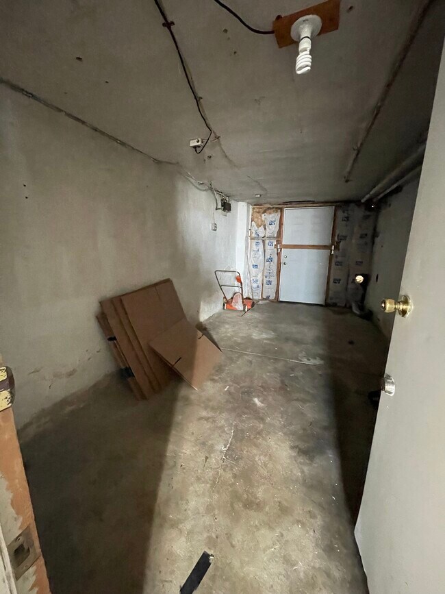 Foto del edificio - 3317 Sheffield Ave