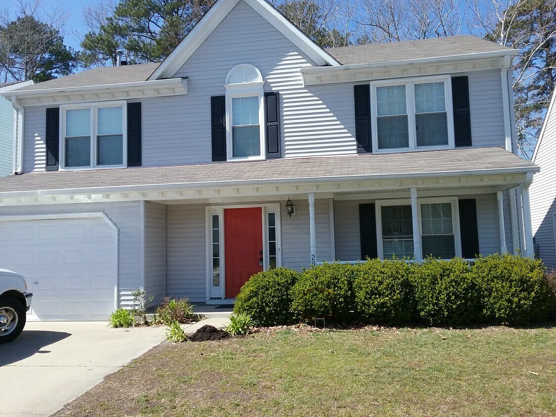 Front view of 2069 Cheshire Forest Court - 2069 Cheshire Forest Ct
