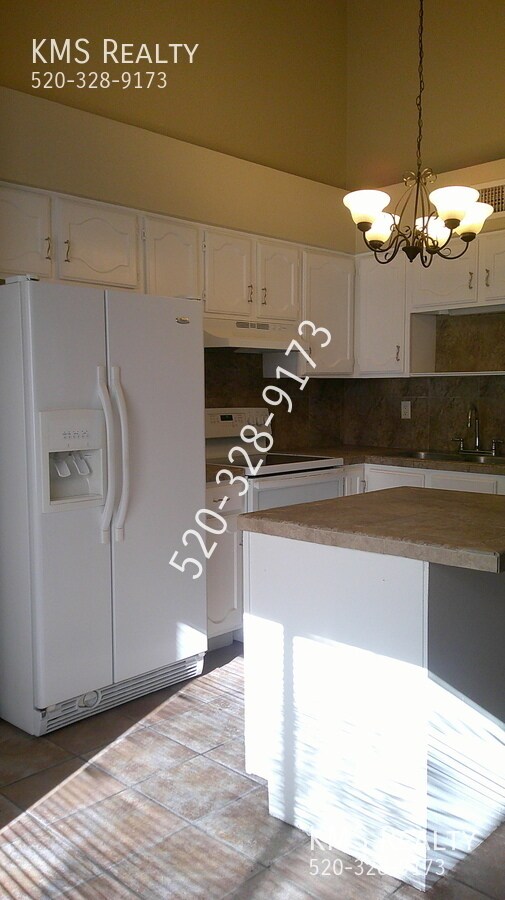 Foto del edificio - 2967 W Avenida Destino