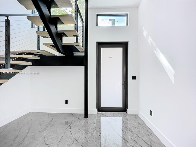 Building Photo - 3069 SW 27th Ter