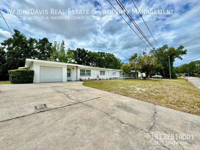 Building Photo - 10932 104th Ave