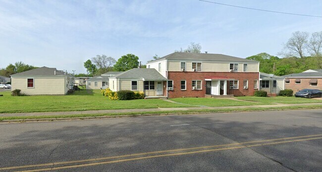 Foto del edificio - 1026 40th St Ensley