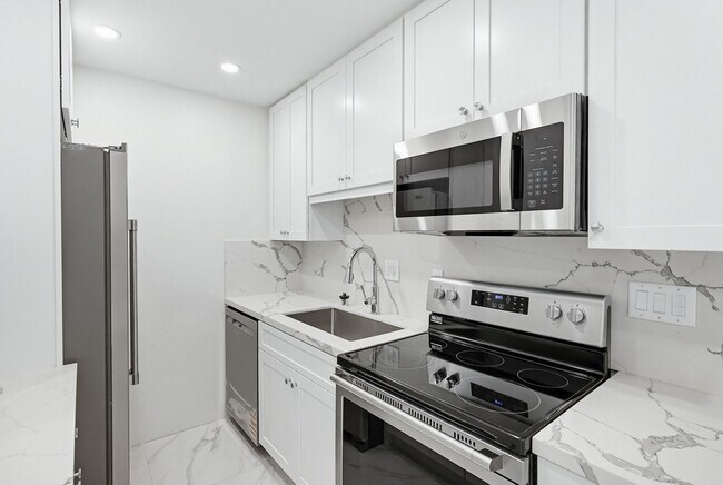 Foto del edificio - 3334 Altadena Ave.