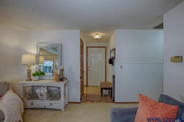 Building Photo - 4495 Redinger Ct S