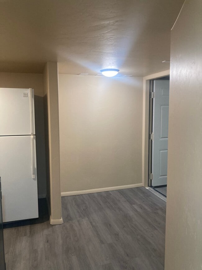 Photo - 902 Ouray Ave Apartment